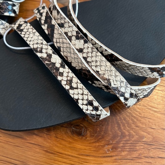 NEW Target a new day Joan Strappy Open Toe Sandal Women’s SZ 9.5 Gray Reptile - Picture 4 of 8